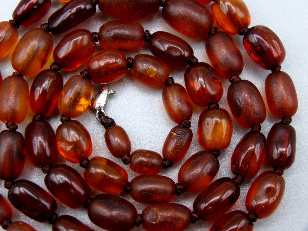 baltic amber, amber, antique, amber beads, egg Yolk, amber chain, Rosary beads, مسبحة, Masbaha, Muslim prayer beads حبيت الدورة ,العنبر الهندى