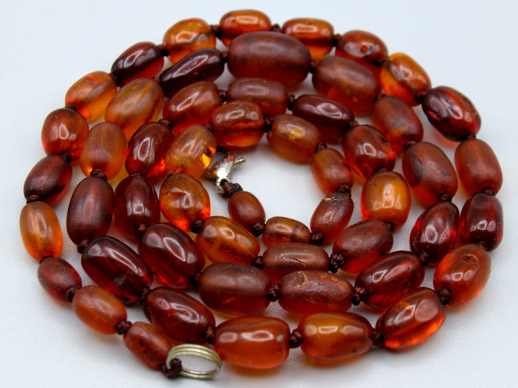 baltic amber, amber, antique, amber beads, egg Yolk, amber chain, Rosary beads, مسبحة, Masbaha, Muslim prayer beads حبيت الدورة ,العنبر الهندى