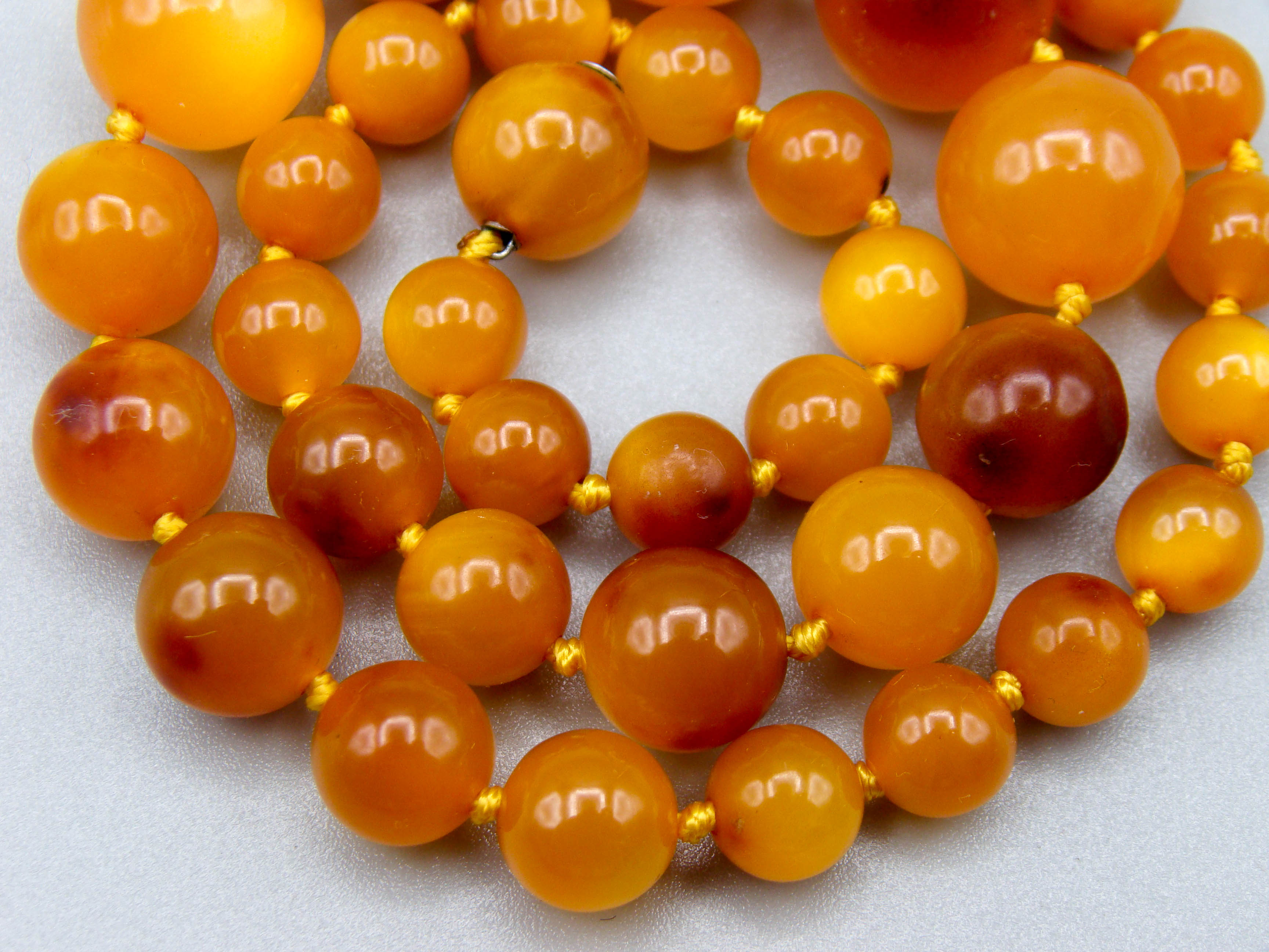 Baltic Natural Amber Necklace - Kingdom of Antique Arts