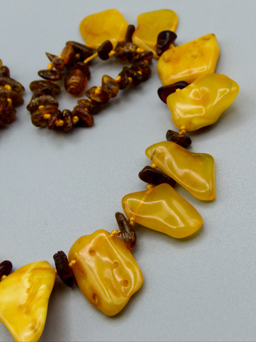 Baltic Natural Amber Necklace - Kingdom of Antique Arts