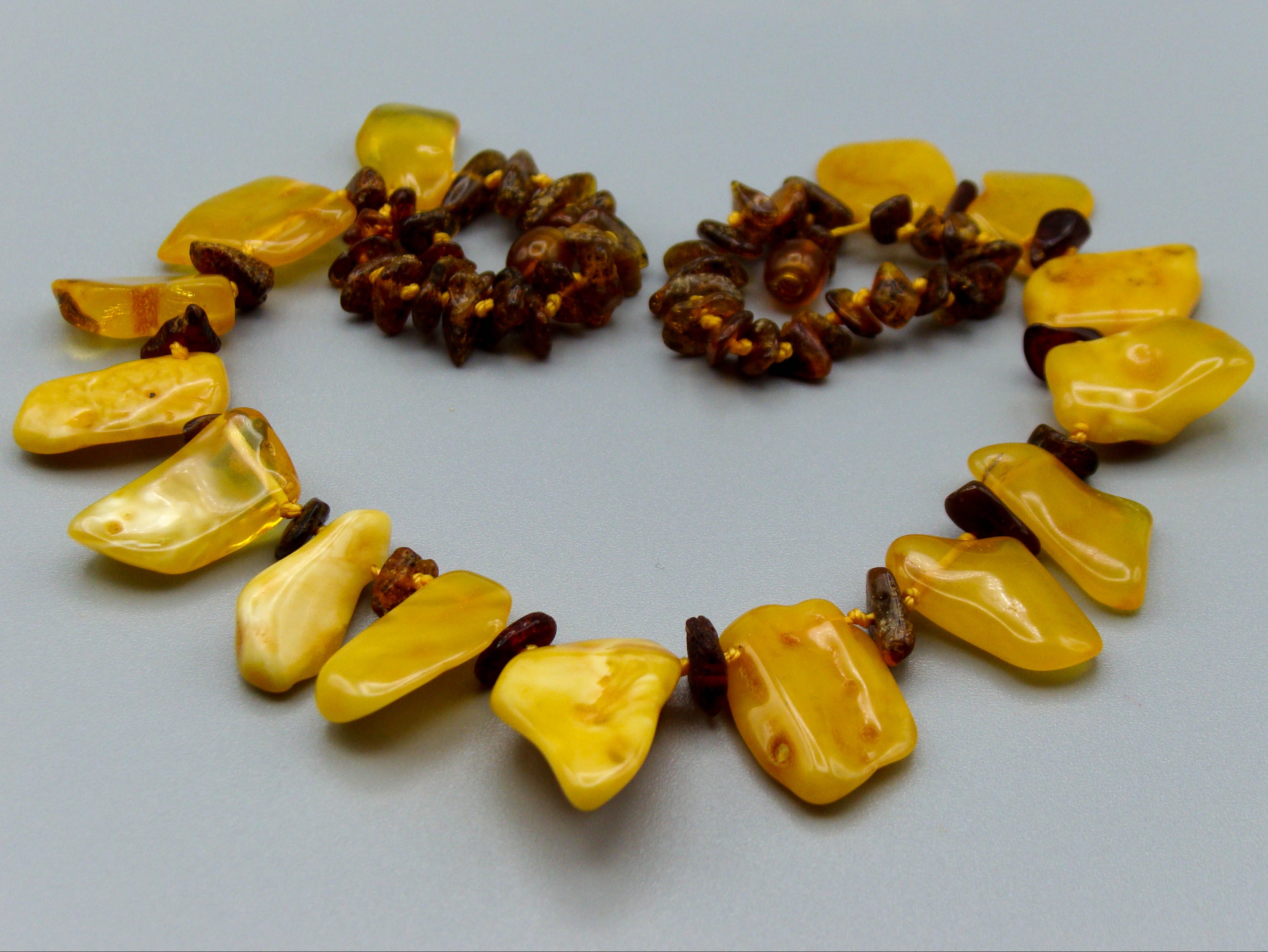 Baltic Natural Amber Necklace - Kingdom of Antique Arts