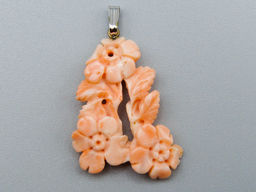 antique coral, natural coral, undyed coral, Salmon coral, Italian coral, pacific coral, Sardinian Coral, sea coral, Mediterranean coral, Mediterranean Pendant, Mediterranean salmon, coral Pendant, Asien coral, handcarved coral
