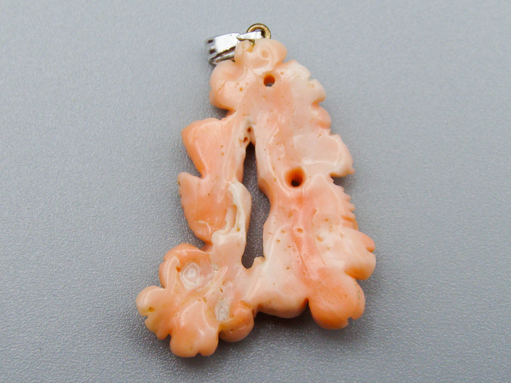 antique coral, natural coral, undyed coral, Salmon coral, Italian coral, pacific coral, Sardinian Coral, sea coral, Mediterranean coral, Mediterranean Pendant, Mediterranean salmon, coral Pendant, Asien coral, handcarved coral