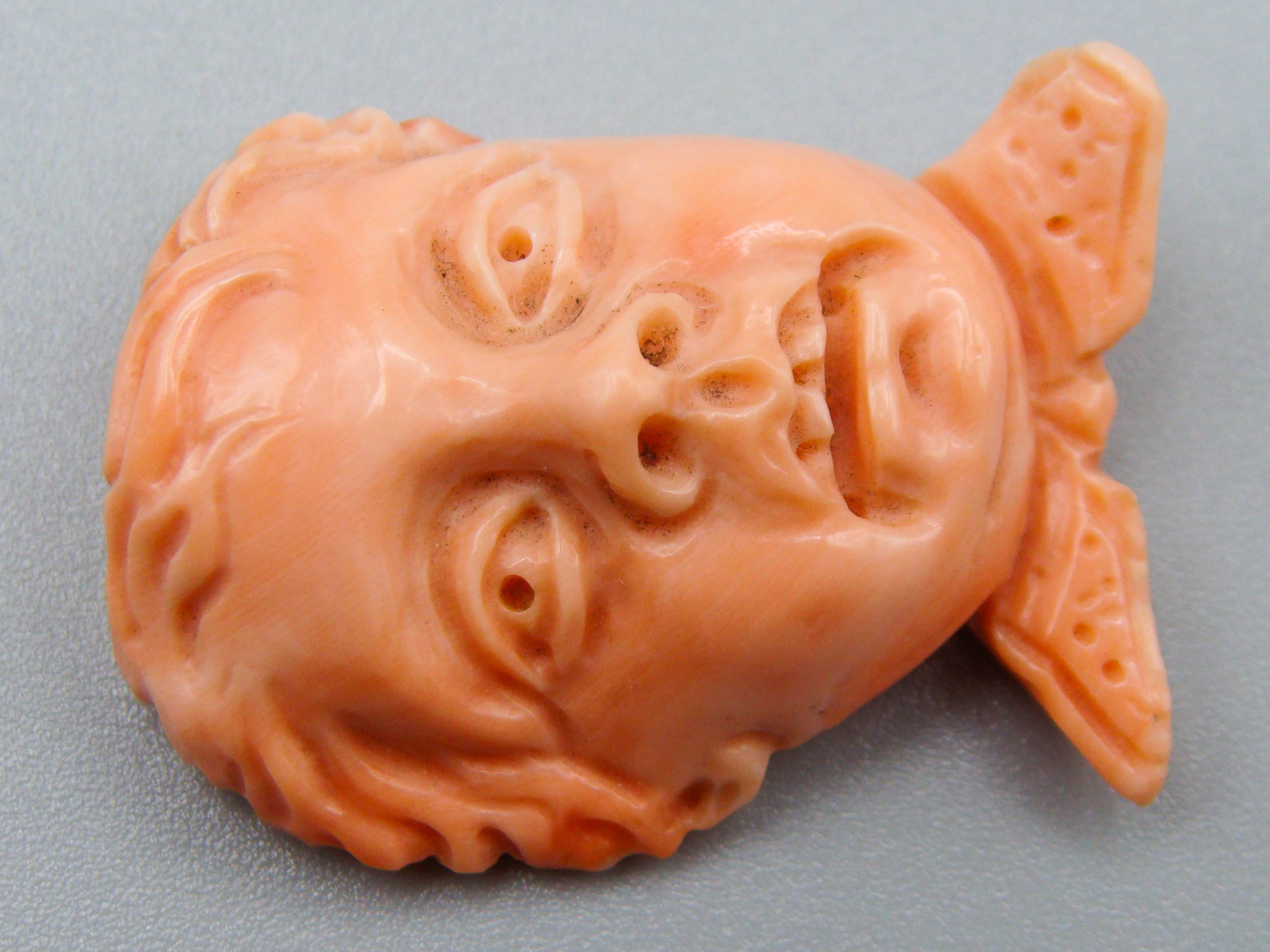 antique coral, natural coral, undyed coral, Salmon coral, Italian coral, pacific coral, Sardinian Coral, sea coral, Mediterranean coral, Mediterranean Cameo, Mediterranean Salmon, coral Cameo, Asien coral, Asien Cameo, handcarved coral