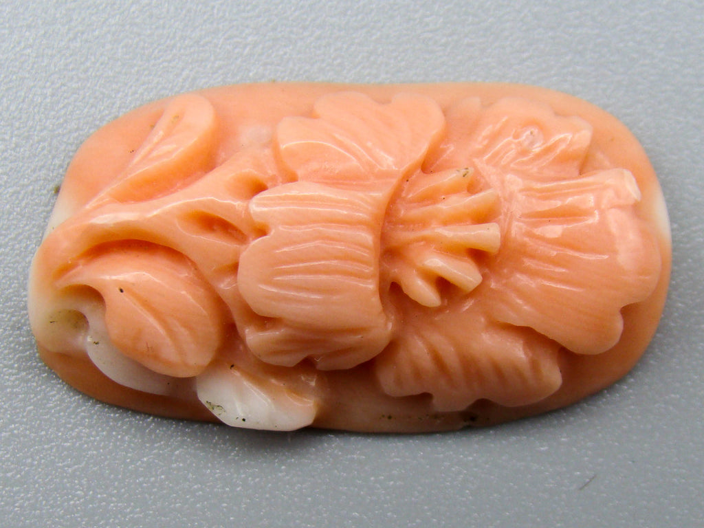antique coral, natural coral, undyed coral, momo Salmon coral, Italian coral, pacific coral, Sardinian Coral, sea coral, Mediterranean coral, Mediterranean Cameo, Mediterranean Momo Salmon, coral Cameo, Asien coral, Asien Cameo, handcarved coral, momo coral