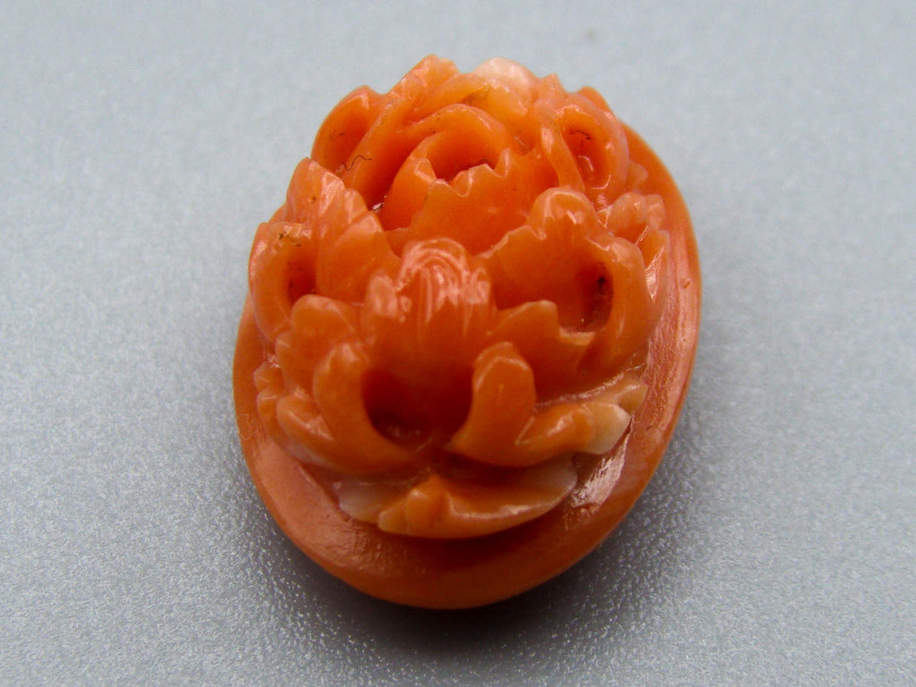 antique coral, natural coral, undyed coral, dark momo orange coral, Italian coral, pacific coral, Sardinian Coral, sea coral, Mediterranean coral, Mediterranean Cameo, Mediterranean orange, Asien coral, Asien Cameo, handcarved coral, momo coral Cameo