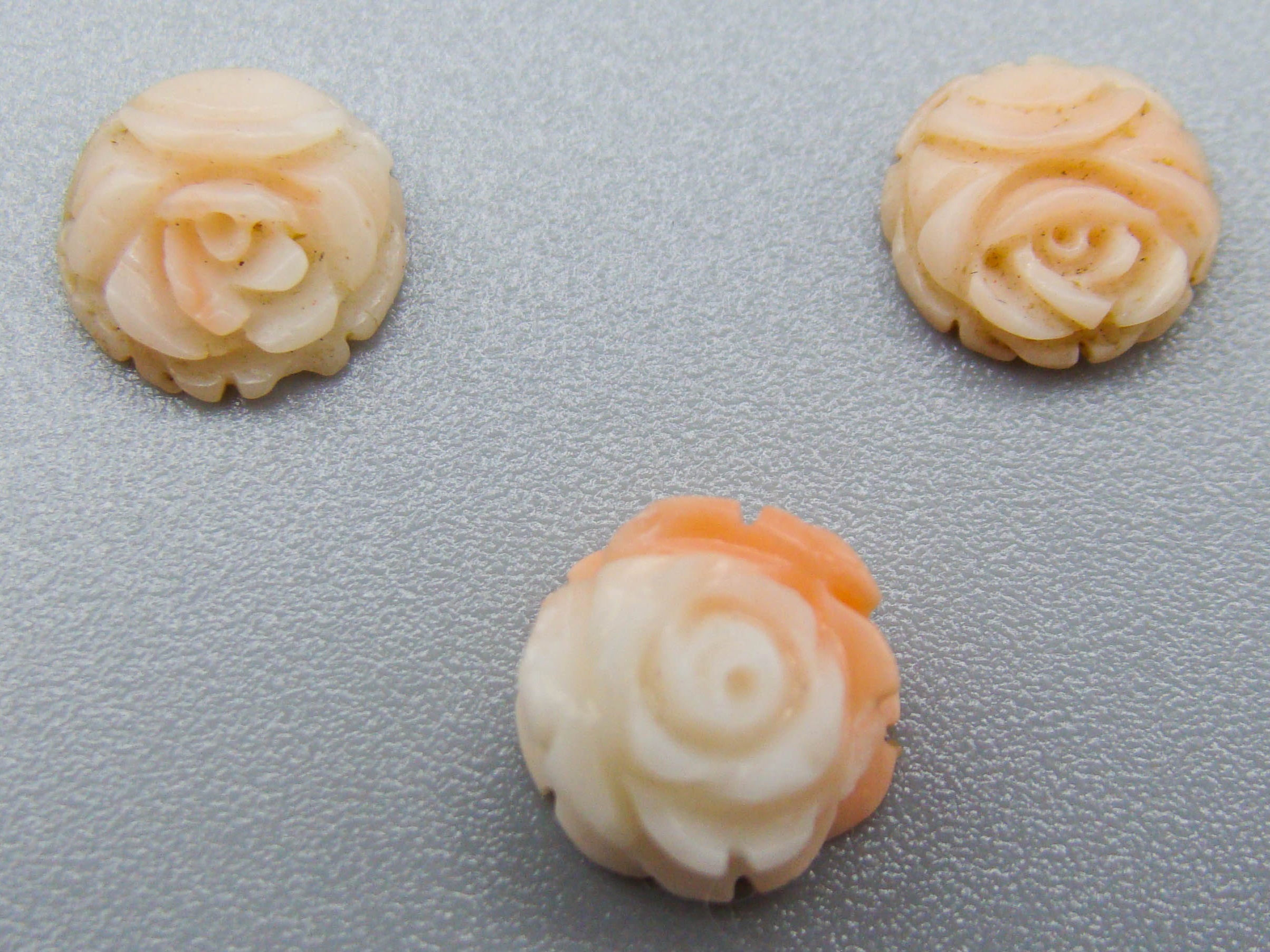 antique coral, natural coral, undyed coral, White coral, Angel skin Coral, Italian coral, pacific coral, Sardinian Coral, sea coral, Mediterranean coral, Mediterranean cameo, Coral Cameo, Asien coral, Asien Cameo, handcarved coral