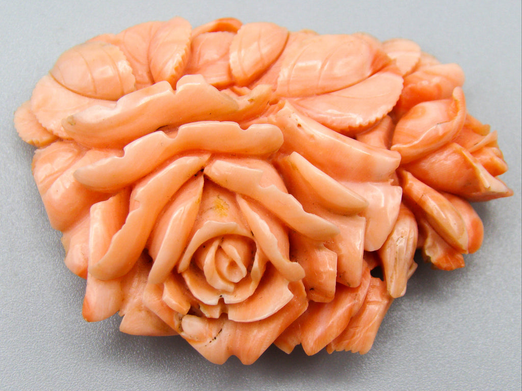 antique coral, natural coral, undyed coral, Salmon coral, Italian coral, pacific coral, Sardinian Coral, sea coral, Mediterranean coral, Mediterranean brooch, Mediterranean salmon, Asien coral, Asien brooch, handcarved coral