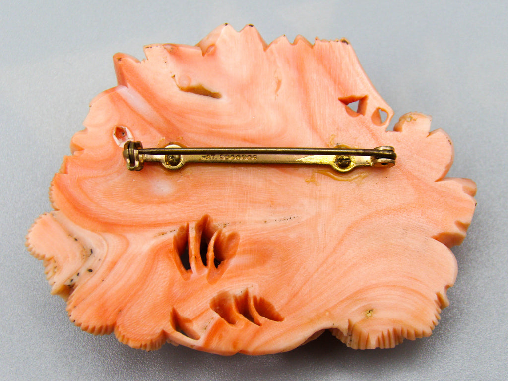antique coral, natural coral, undyed coral, Salmon coral, Italian coral, pacific coral, Sardinian Coral, sea coral, Mediterranean coral, Mediterranean brooch, Mediterranean salmon, Asien coral, Asien brooch, handcarved coral