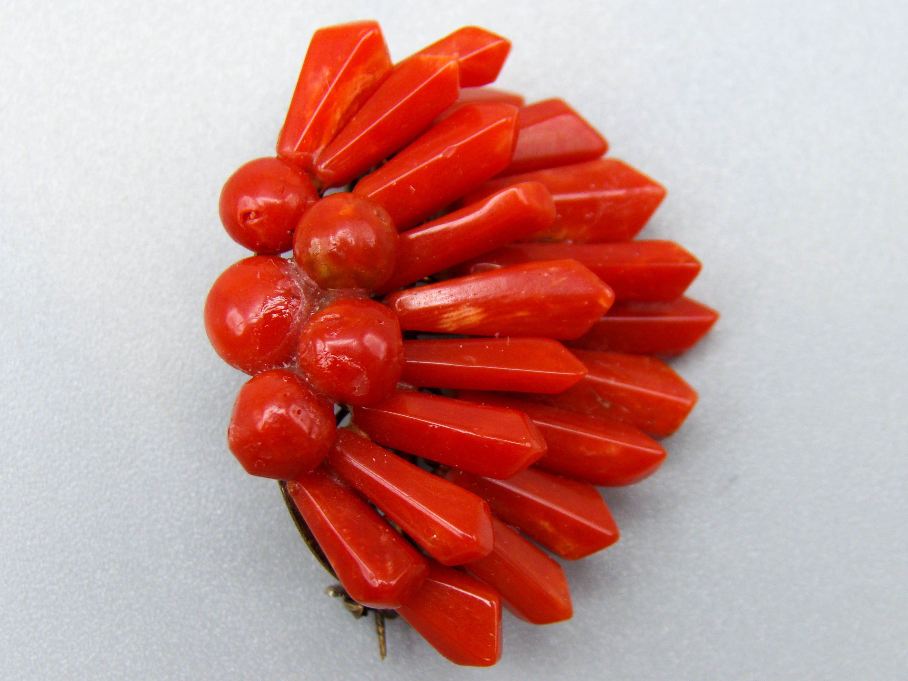 antique coral, natural coral, undyed coral, dark red coral, blood red coral, Italian coral, pacific coral, Sardinian Coral, Coral brooch, sea coral, aka coral