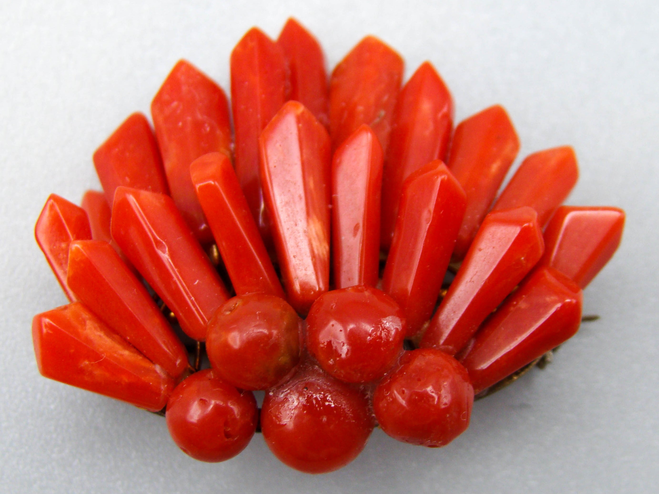 antique coral, natural coral, undyed coral, dark red coral, blood red coral, Italian coral, pacific coral, Sardinian Coral, Coral brooch, sea coral, aka coral