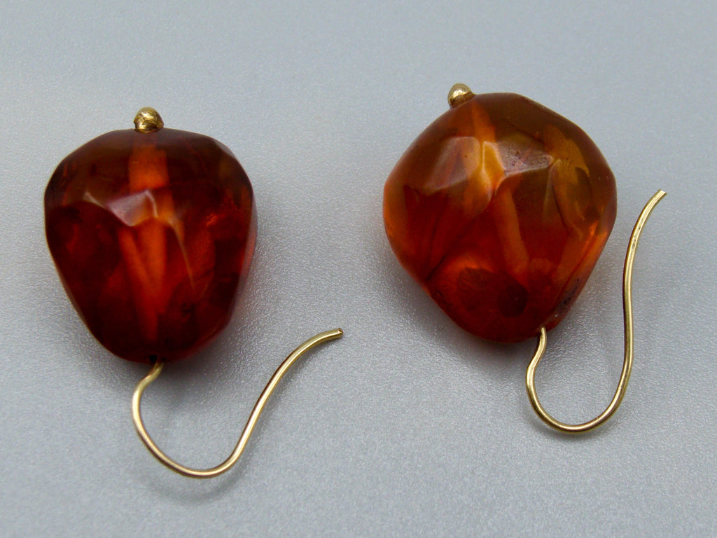 baltic amber, amber, antique, amber beads, egg Yolk, amber Earrings, Muslim prayer beads حبيت الدورة ,العنبر الهندى