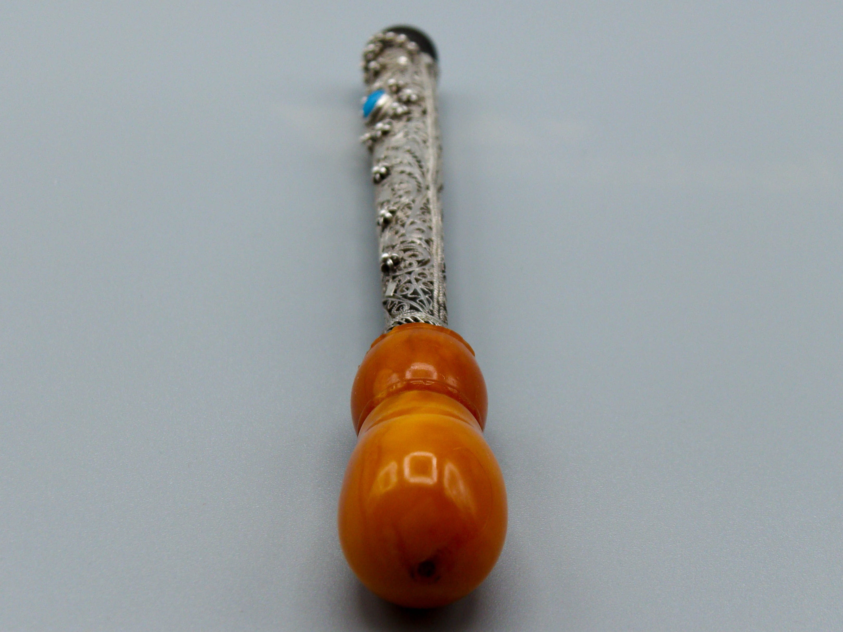 Antique Baltic egg yolk Natural Amber Hookah Mouthpiece - Kingdom of Antique Arts