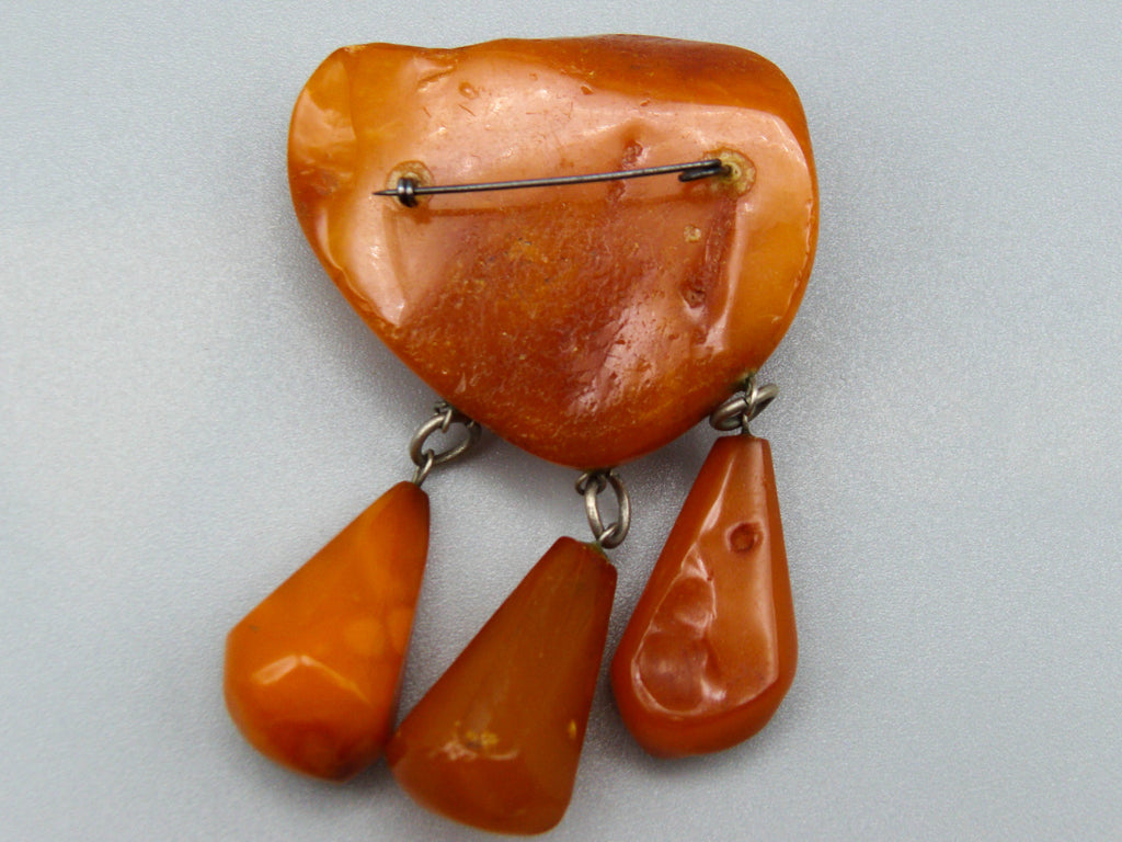baltic amber, amber, antique, amber beads, egg Yolk, amber Brooch, Muslim prayer beads حبيت الدورة ,العنبر الهندى