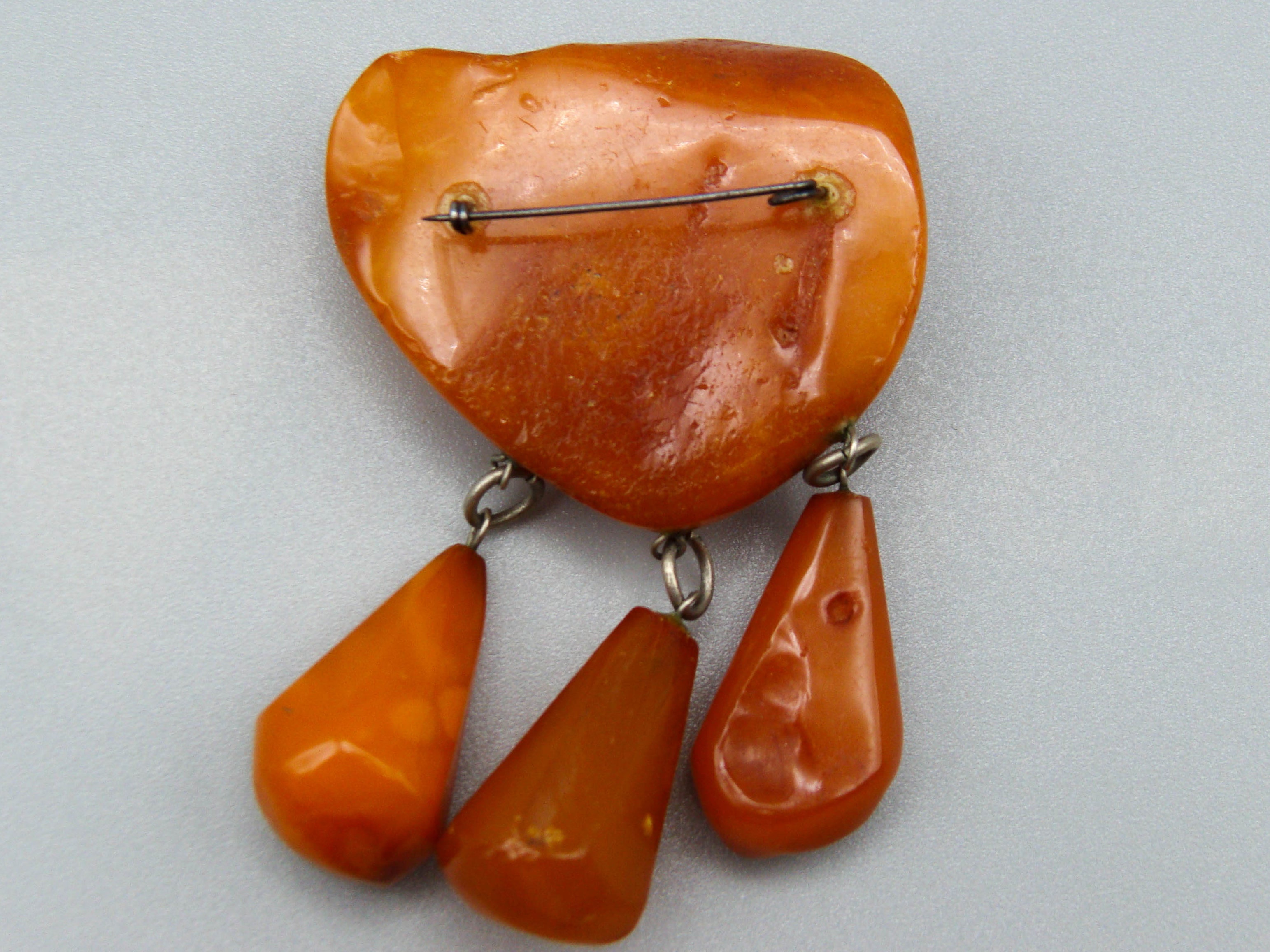 baltic amber, amber, antique, amber beads, egg Yolk, amber Brooch, Muslim prayer beads حبيت الدورة ,العنبر الهندى