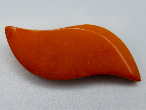 baltic amber, amber, antique, amber beads, egg Yolk, amber Brooch, Muslim prayer beads حبيت الدورة ,العنبر الهندى