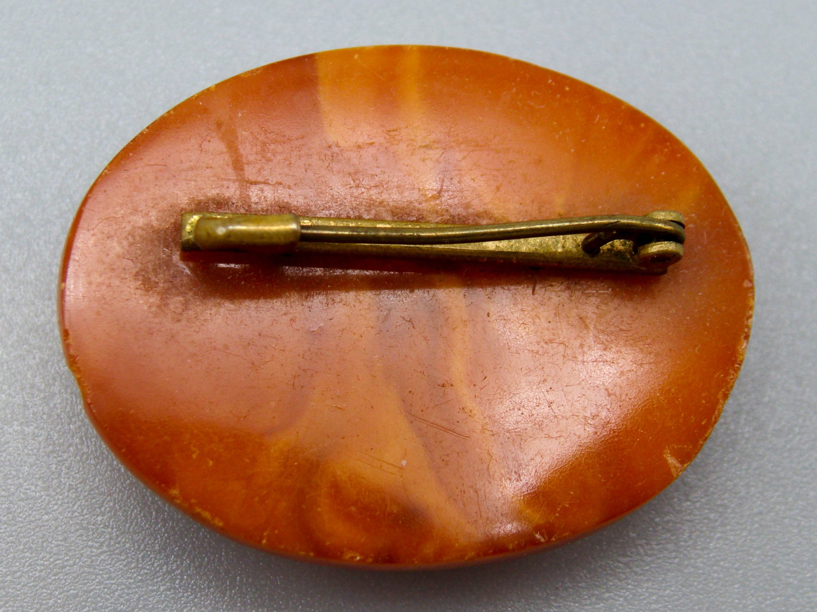 baltic amber, amber, antique, amber beads, egg Yolk, amber Brooch, Muslim prayer beads حبيت الدورة ,العنبر الهندى