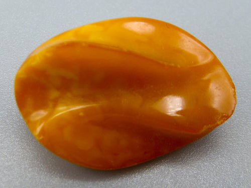 baltic amber, amber, antique, amber beads, egg Yolk, amber Brooch, Muslim prayer beads حبيت الدورة ,العنبر الهندى, Gold 14 Karat