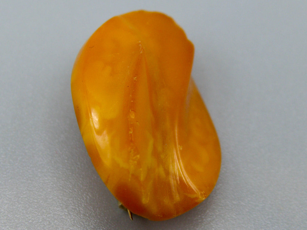 baltic amber, amber, antique, amber beads, egg Yolk, amber Brooch, Muslim prayer beads حبيت الدورة ,العنبر الهندى, Gold 14 Karat