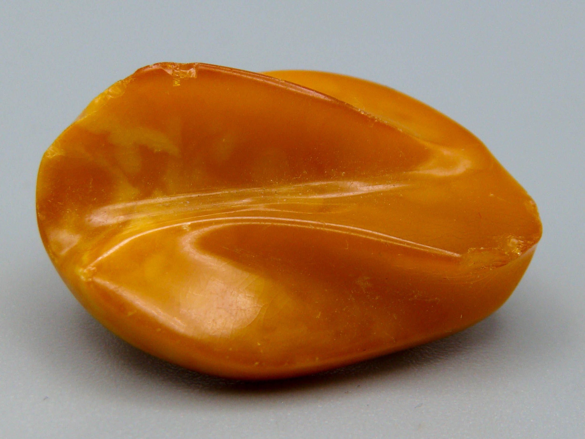 baltic amber, amber, antique, amber beads, egg Yolk, amber Brooch, Muslim prayer beads حبيت الدورة ,العنبر الهندى, Gold 14 Karat