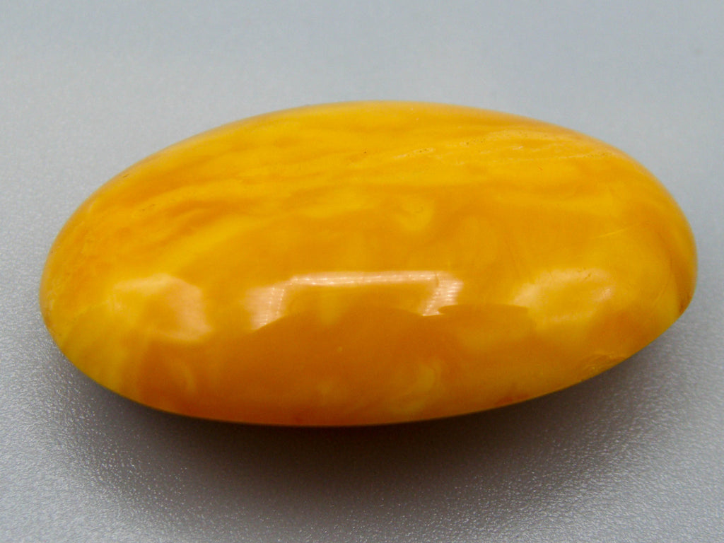 baltic amber, amber, antique, amber beads, egg Yolk, amber Brooch, Muslim prayer beads حبيت الدورة ,العنبر الهندى