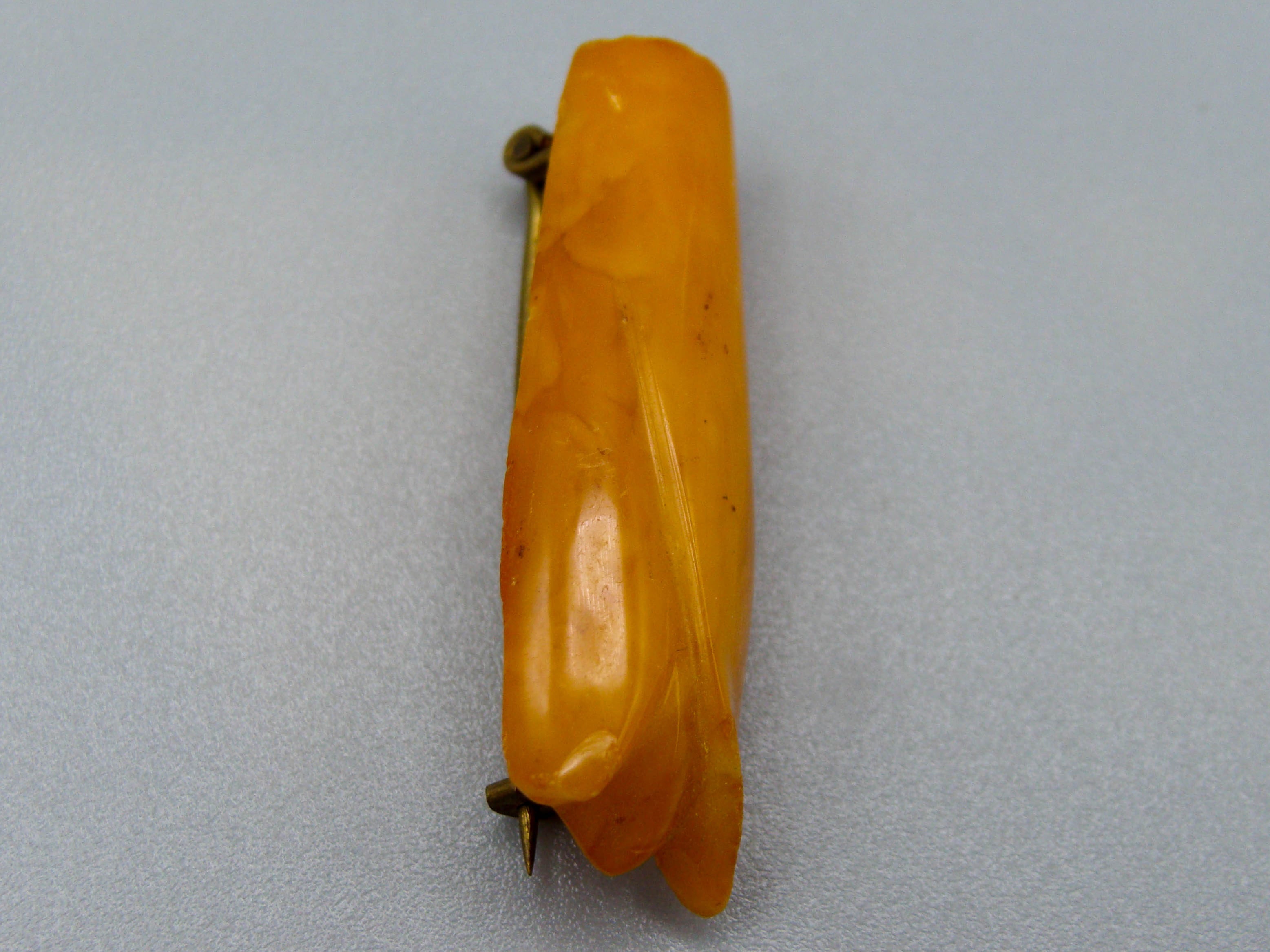baltic amber, amber, antique, amber beads, egg Yolk, amber Brooch, Muslim prayer beads حبيت الدورة ,العنبر الهندى