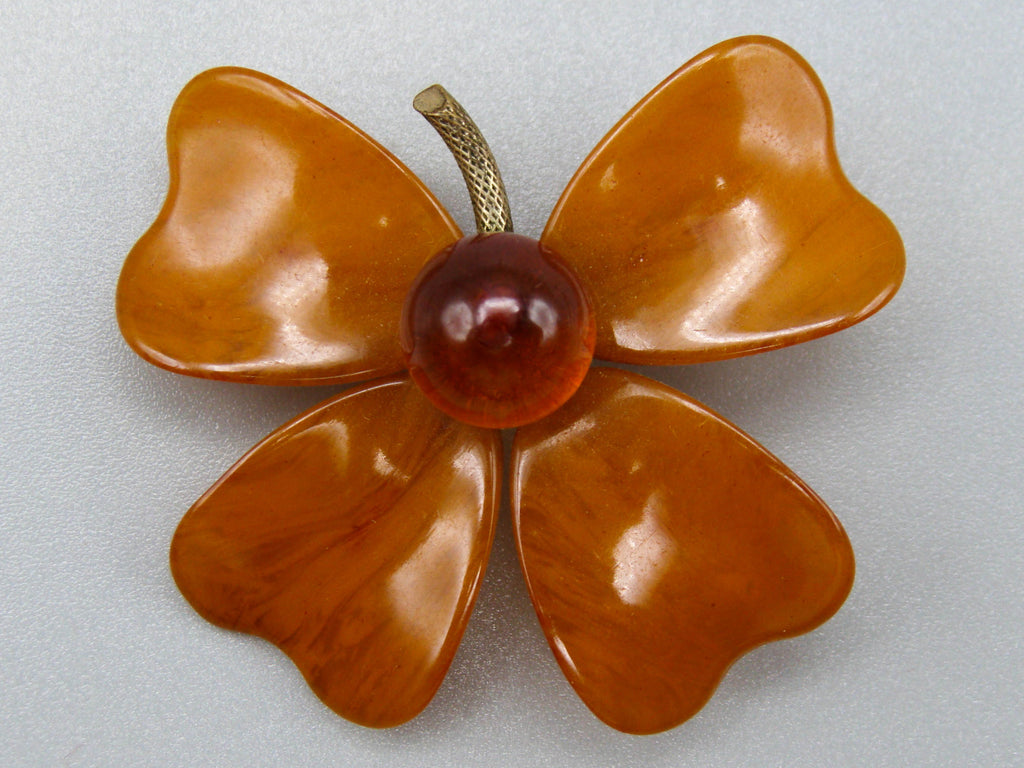 baltic amber, amber, antique, amber beads, egg Yolk, amber Brooch, Muslim prayer beads حبيت الدورة ,العنبر الهندى