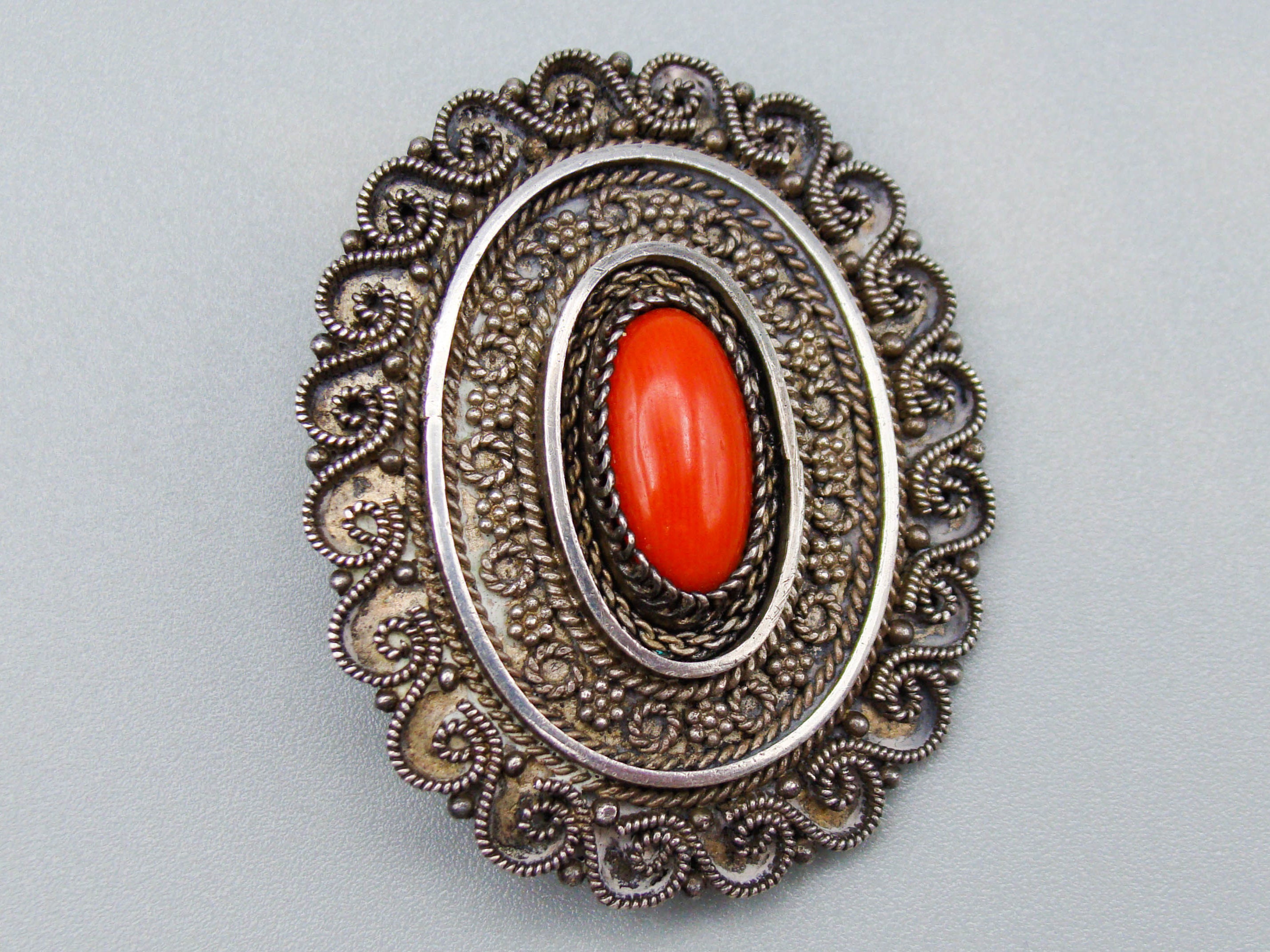 antique coral, natural coral, undyed coral, red coral, blood red coral, Italian coral, pacific coral, Sardinian Coral, Coral brooch, Coral earrings, coral pendant, sea coral, Silver 925