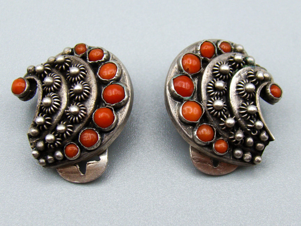 antique coral, natural coral, undyed coral, red coral, blood red coral, Italian coral, pacific coral, Sardinian Coral, Coral brooch, Coral earrings, coral pendant, sea coral, Silver 925