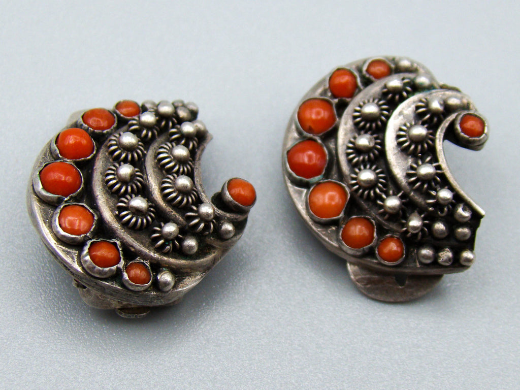 antique coral, natural coral, undyed coral, red coral, blood red coral, Italian coral, pacific coral, Sardinian Coral, Coral brooch, Coral earrings, coral pendant, sea coral, Silver 925