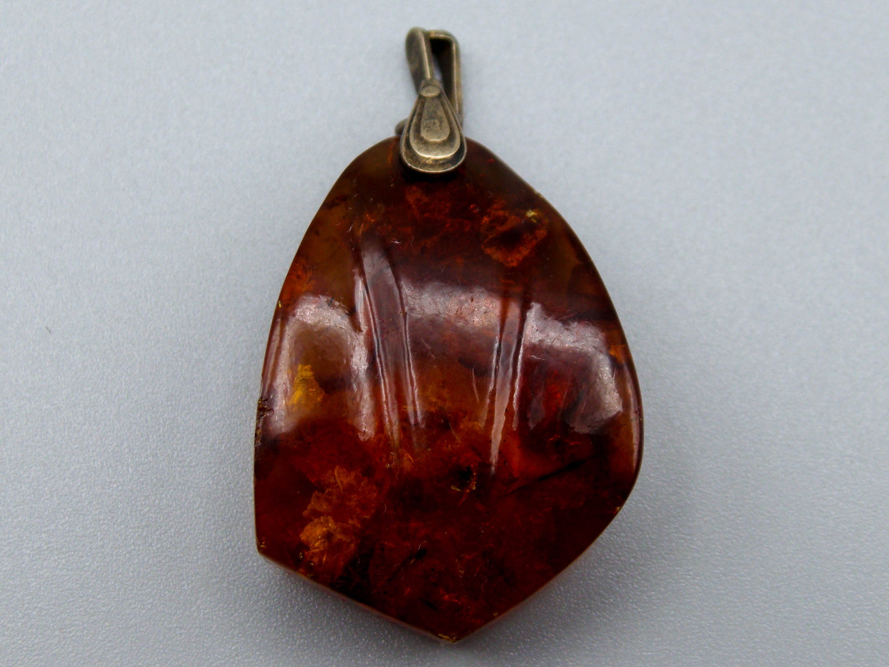 Antique Baltic Natural Amber Pendant - Kingdom of Antique Arts