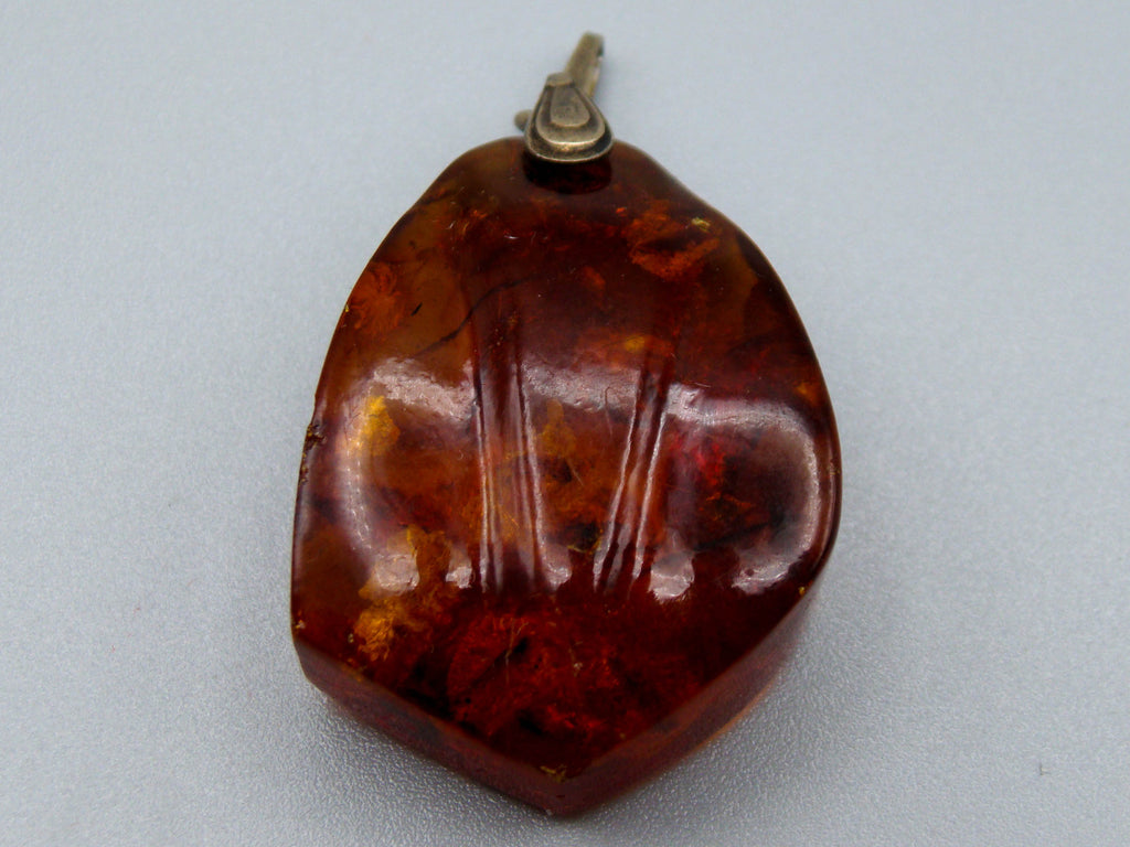 Antique Baltic Natural Amber Pendant - Kingdom of Antique Arts