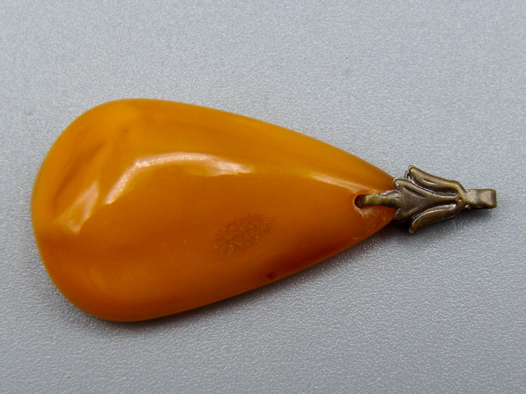 baltic amber, amber, antique, amber beads, egg Yolk, amber Pendant, Muslim prayer beads حبيت الدورة ,العنبر الهندى