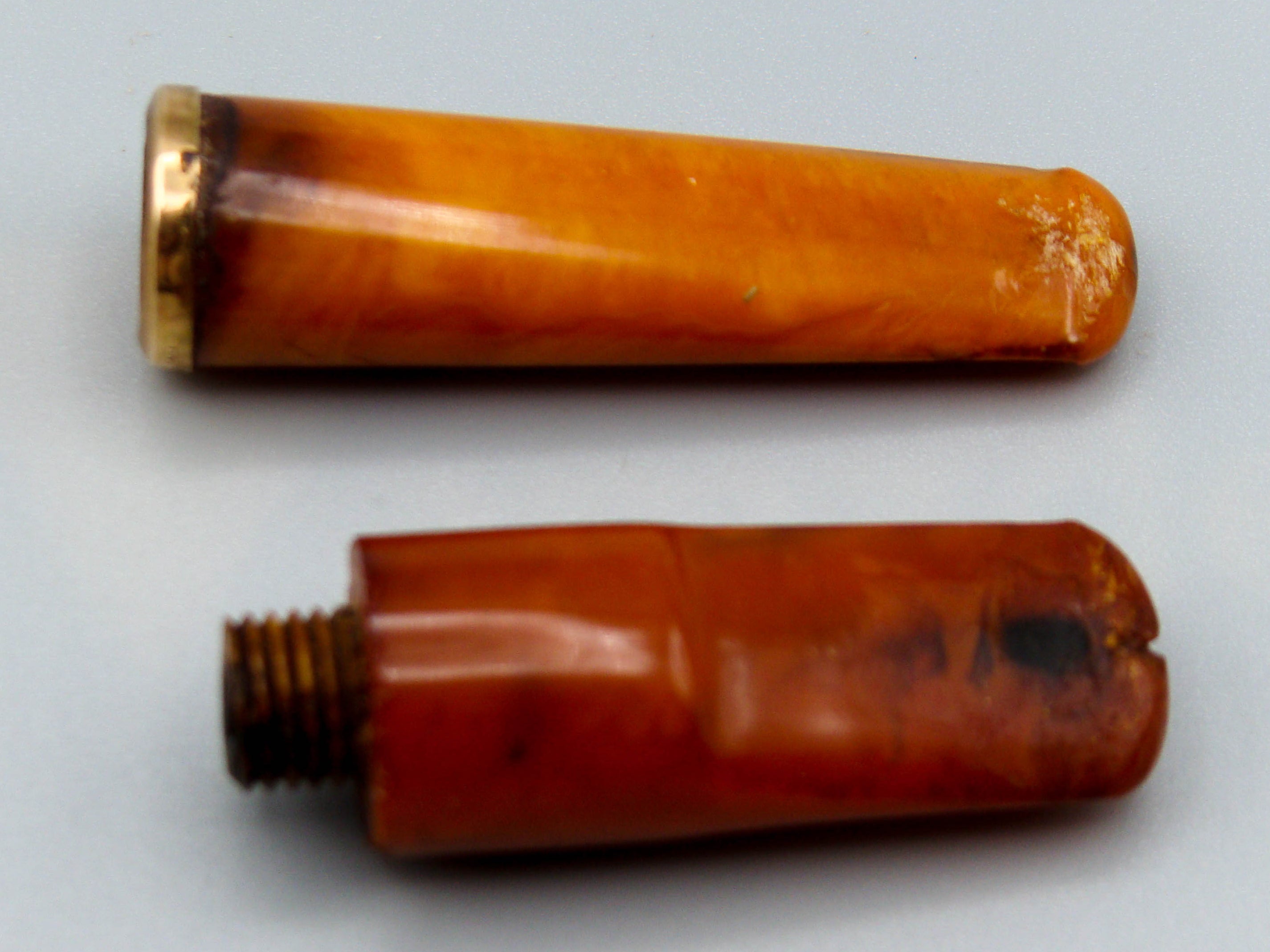 baltic amber, amber, antique, amber pipe, egg Yolk, amber Mouthpiece, Muslim prayer beads حبيت الدورة ,العنبر الهندى
