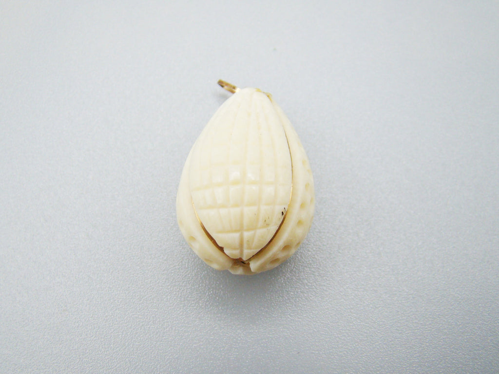 Antique Ivory, Natural Ivory, Mediterranean Ivory, handcarved Ivory, Asien Ivory, Elephant Ivory, Ivory Chain, Ivory Pendant, Gold 18K