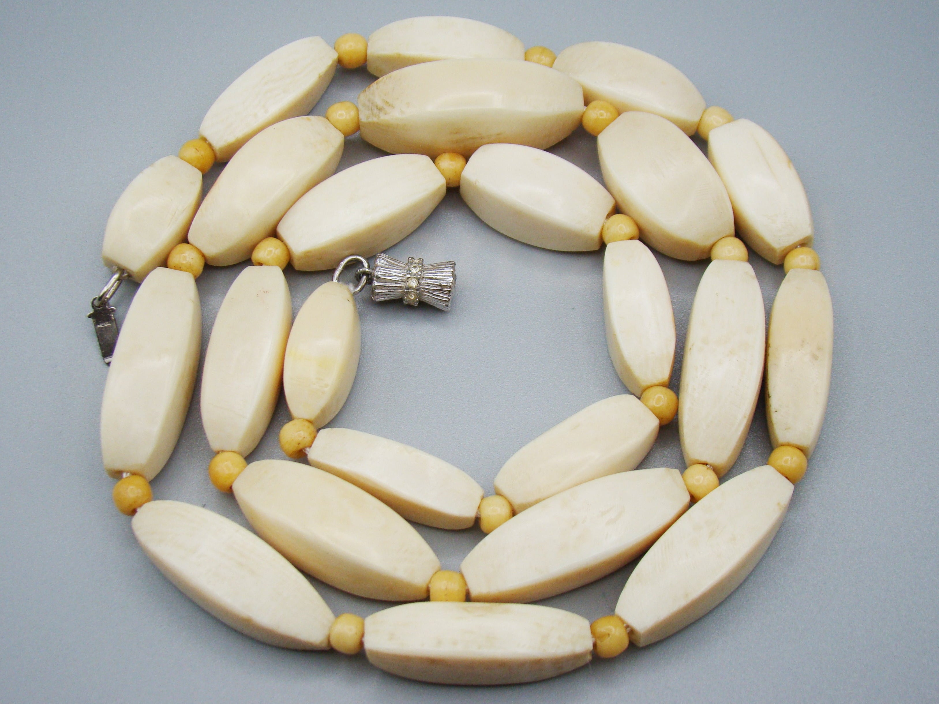 Antique Ivory, Natural Ivory, Ivory Necklace, Mediterranean Ivory, handcarved Ivory, Asien Ivory, Elephant Ivory, Ivory Chain