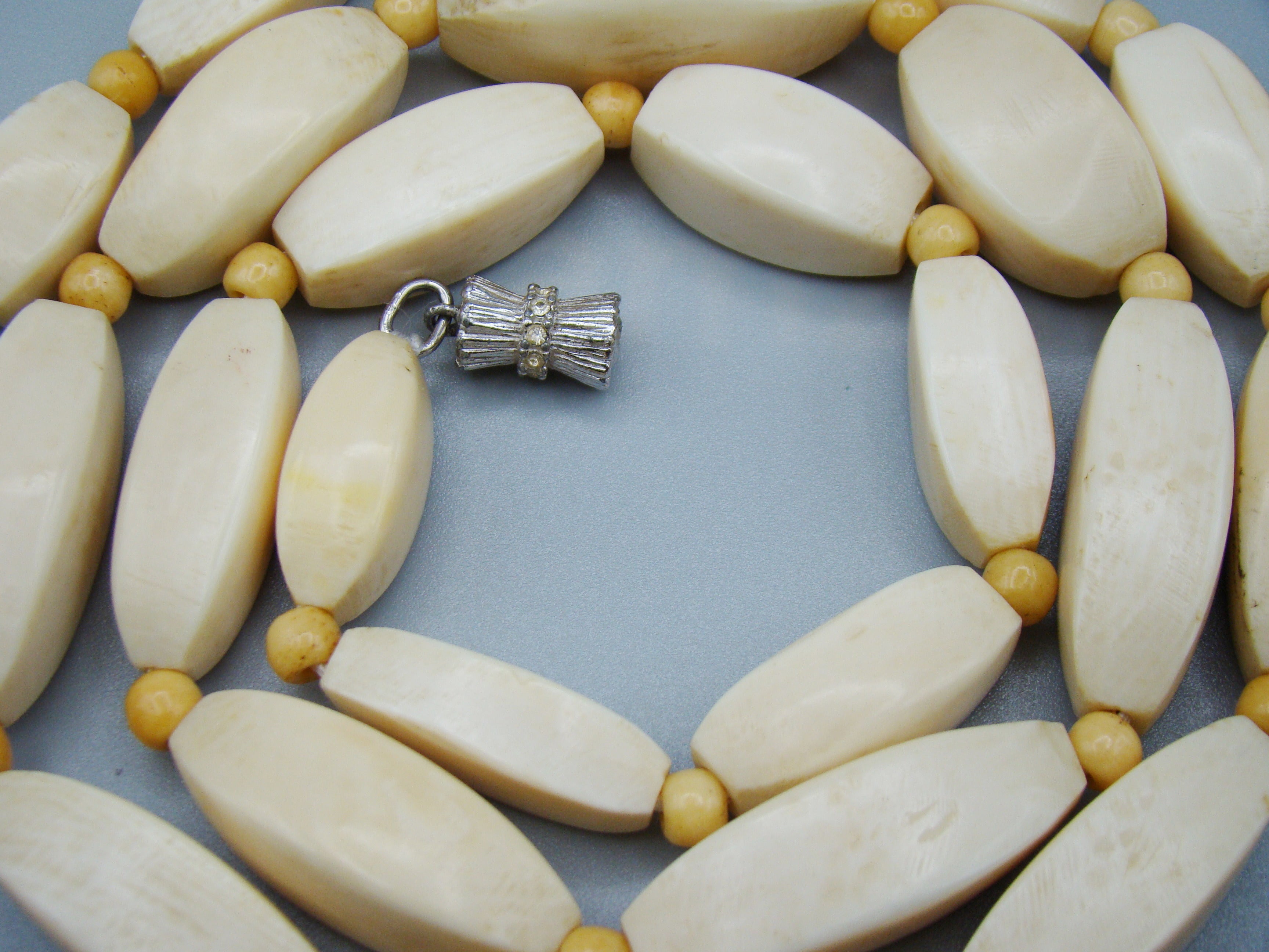 Antique Ivory, Natural Ivory, Ivory Necklace, Mediterranean Ivory, handcarved Ivory, Asien Ivory, Elephant Ivory, Ivory Chain