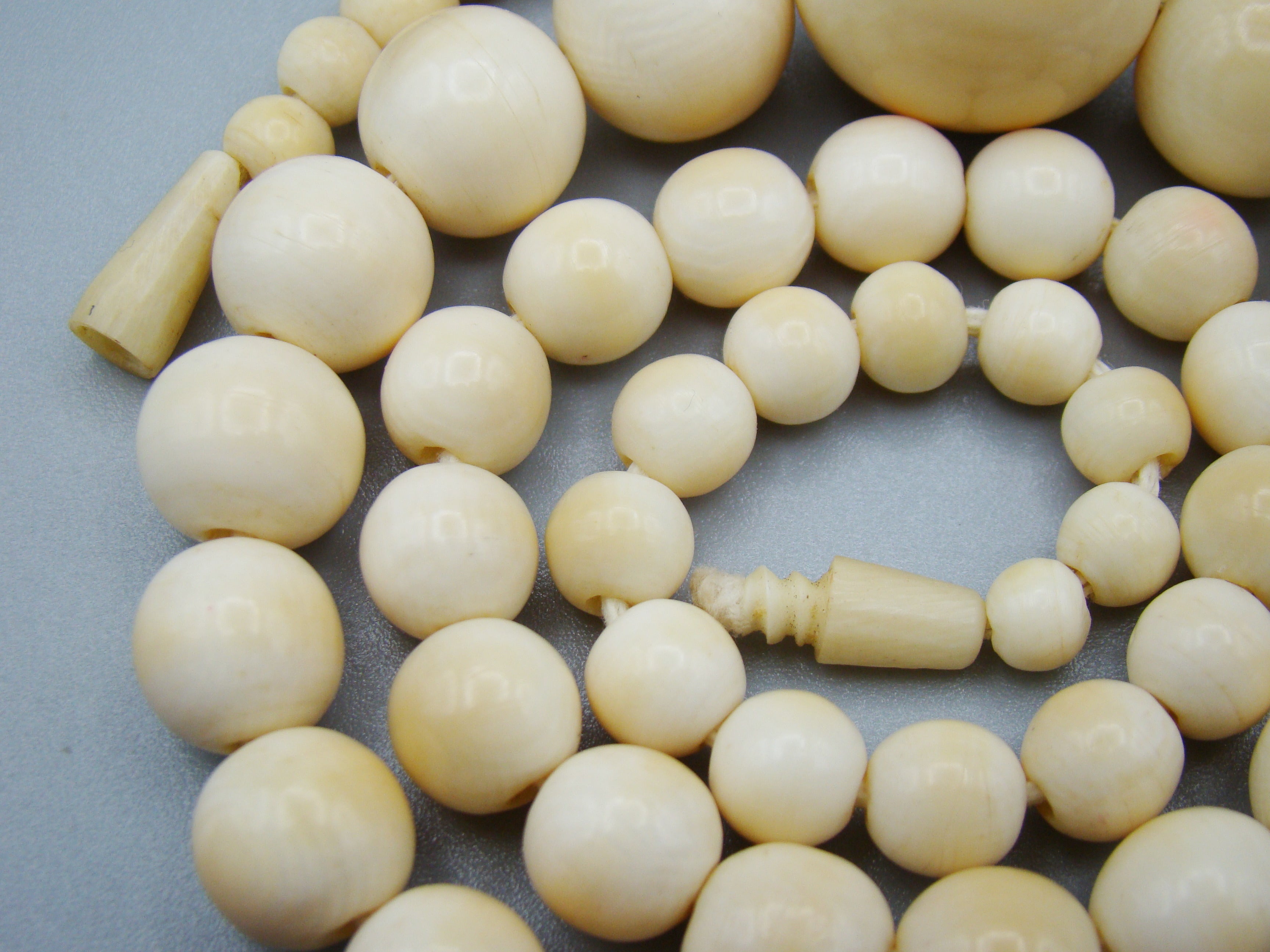 Antique Ivory, Natural Ivory, Ivory Necklace, Mediterranean Ivory, handcarved Ivory, Asien Ivory, Elephant Ivory, Ivory Chain