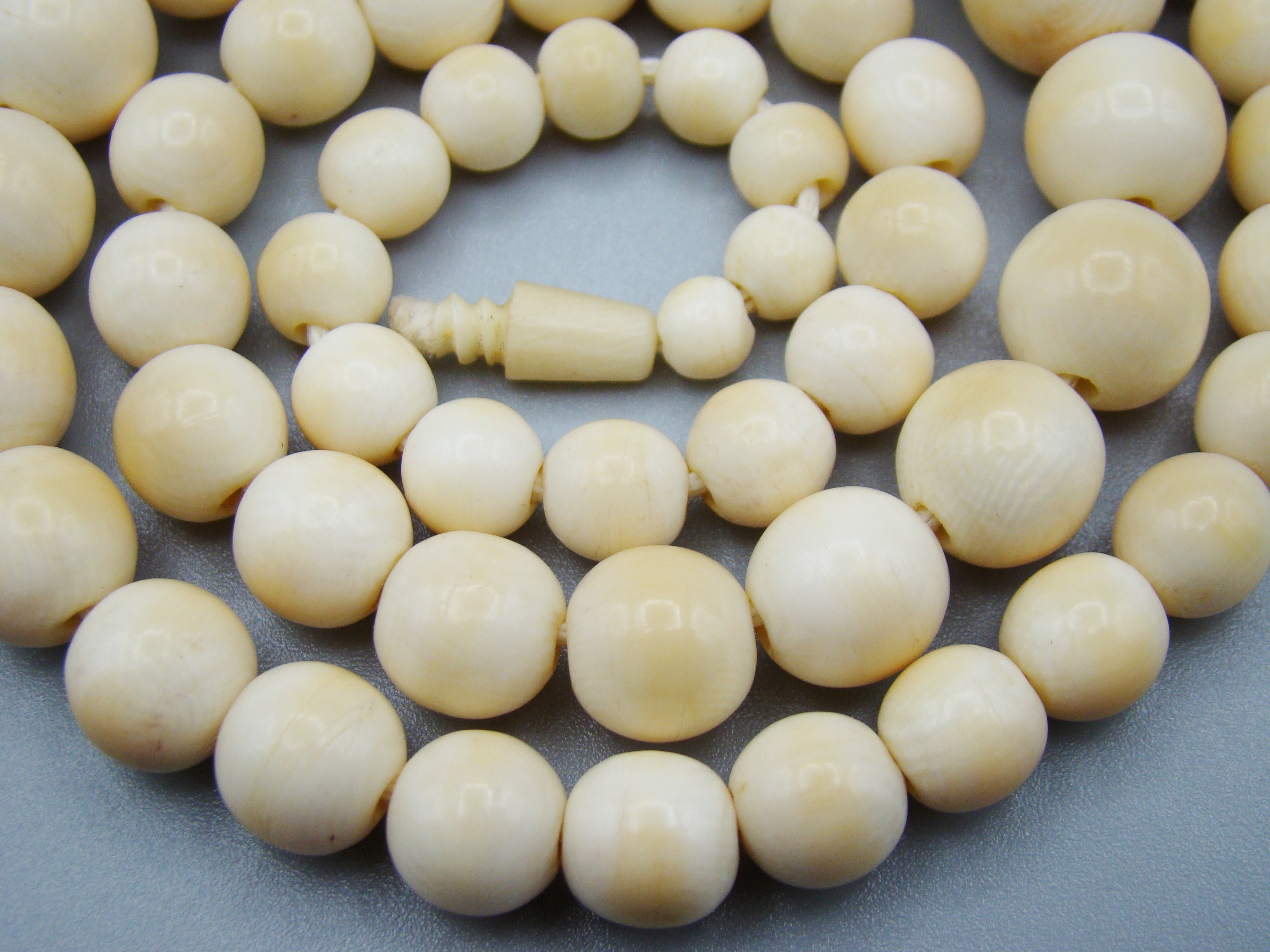 Antique Ivory, Natural Ivory, Ivory Necklace, Mediterranean Ivory, handcarved Ivory, Asien Ivory, Elephant Ivory, Ivory Chain