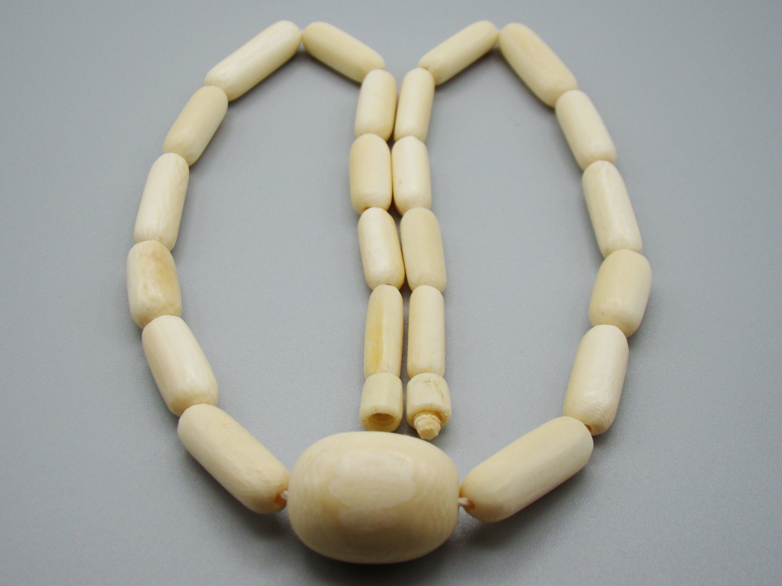 Antique Ivory, Natural Ivory, Ivory Necklace, Mediterranean Ivory, handcarved Ivory, Asien Ivory, Elephant Ivory, Ivory Chain