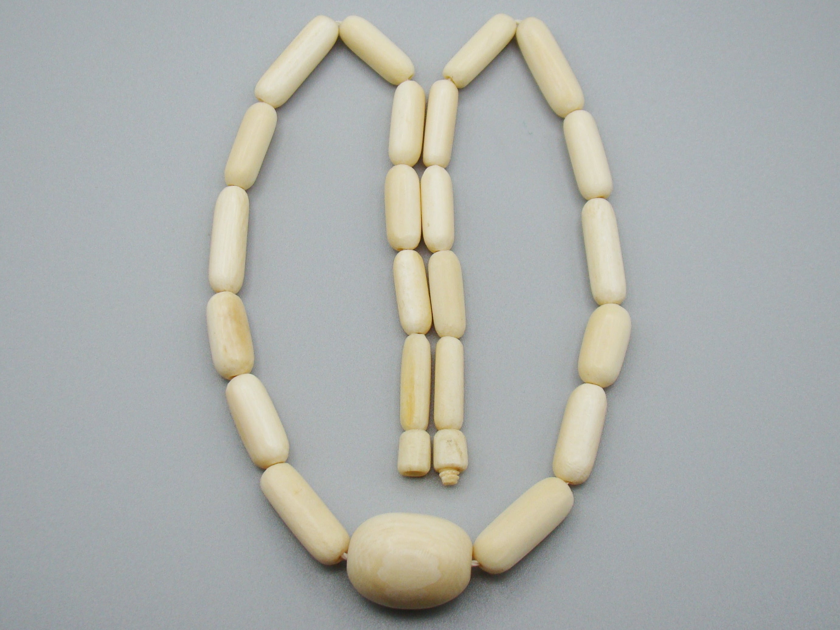 Antique Ivory, Natural Ivory, Ivory Necklace, Mediterranean Ivory, handcarved Ivory, Asien Ivory, Elephant Ivory, Ivory Chain