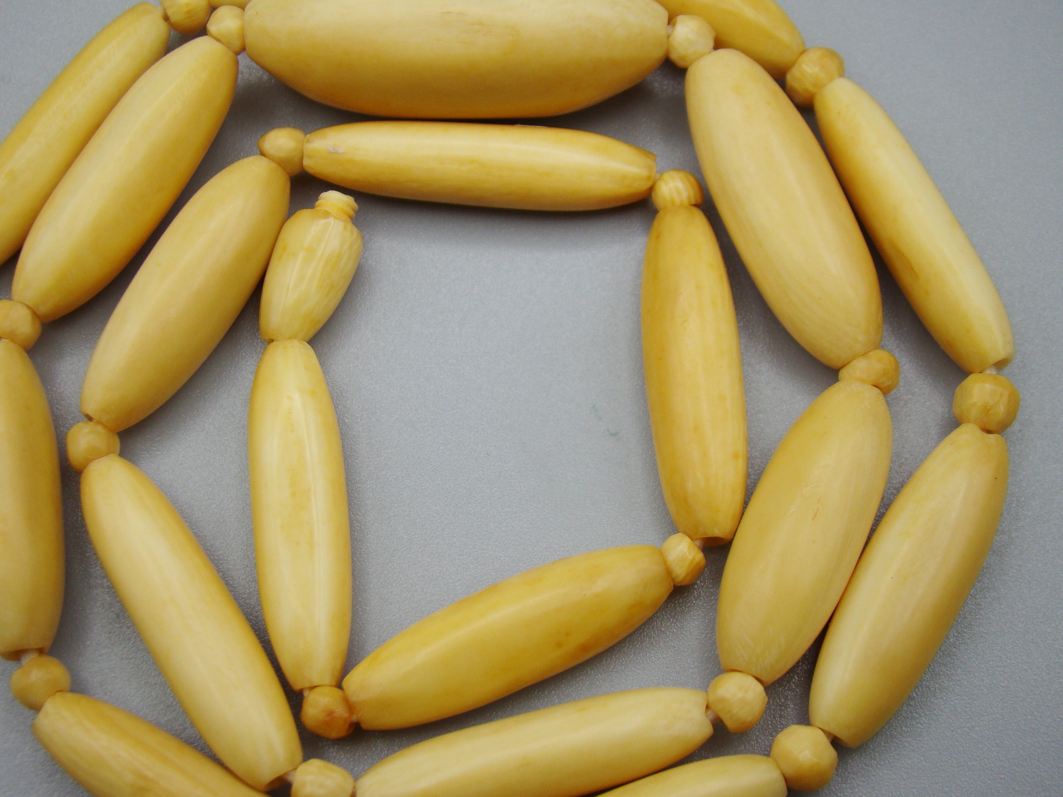 Antique Ivory, Natural Ivory, Ivory Necklace, Mediterranean Ivory, handcarved Ivory, Asien Ivory, Elephant Ivory, Ivory Chain