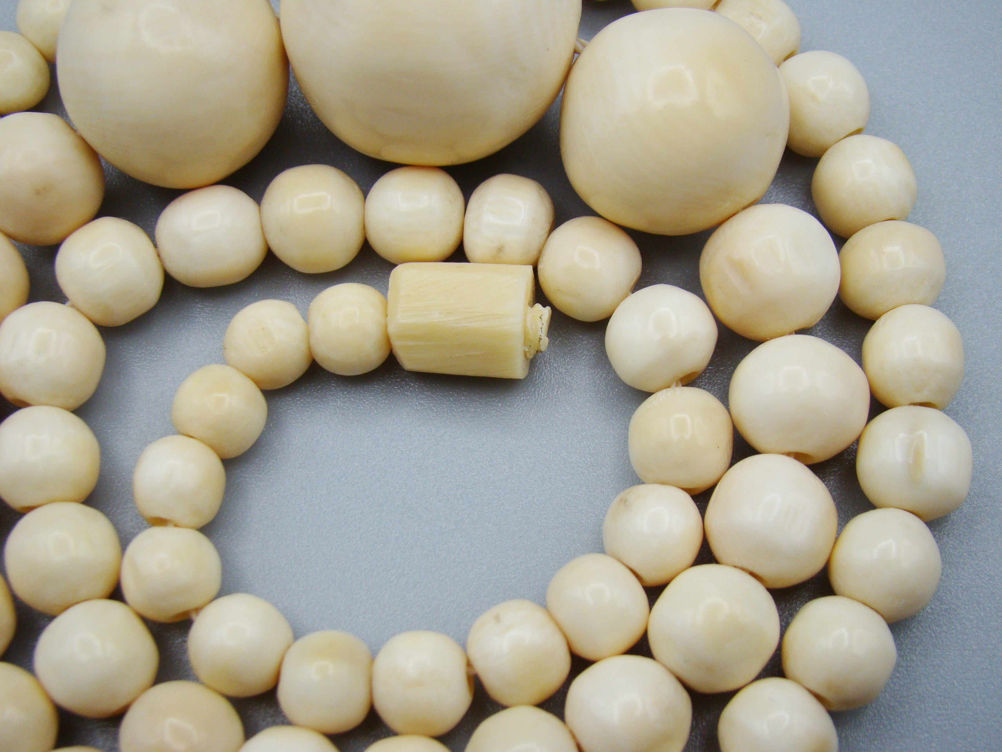 Antique Ivory, Natural Ivory, Ivory Necklace, Mediterranean Ivory, handcarved Ivory, Asien Ivory, Elephant Ivory, Ivory Chain