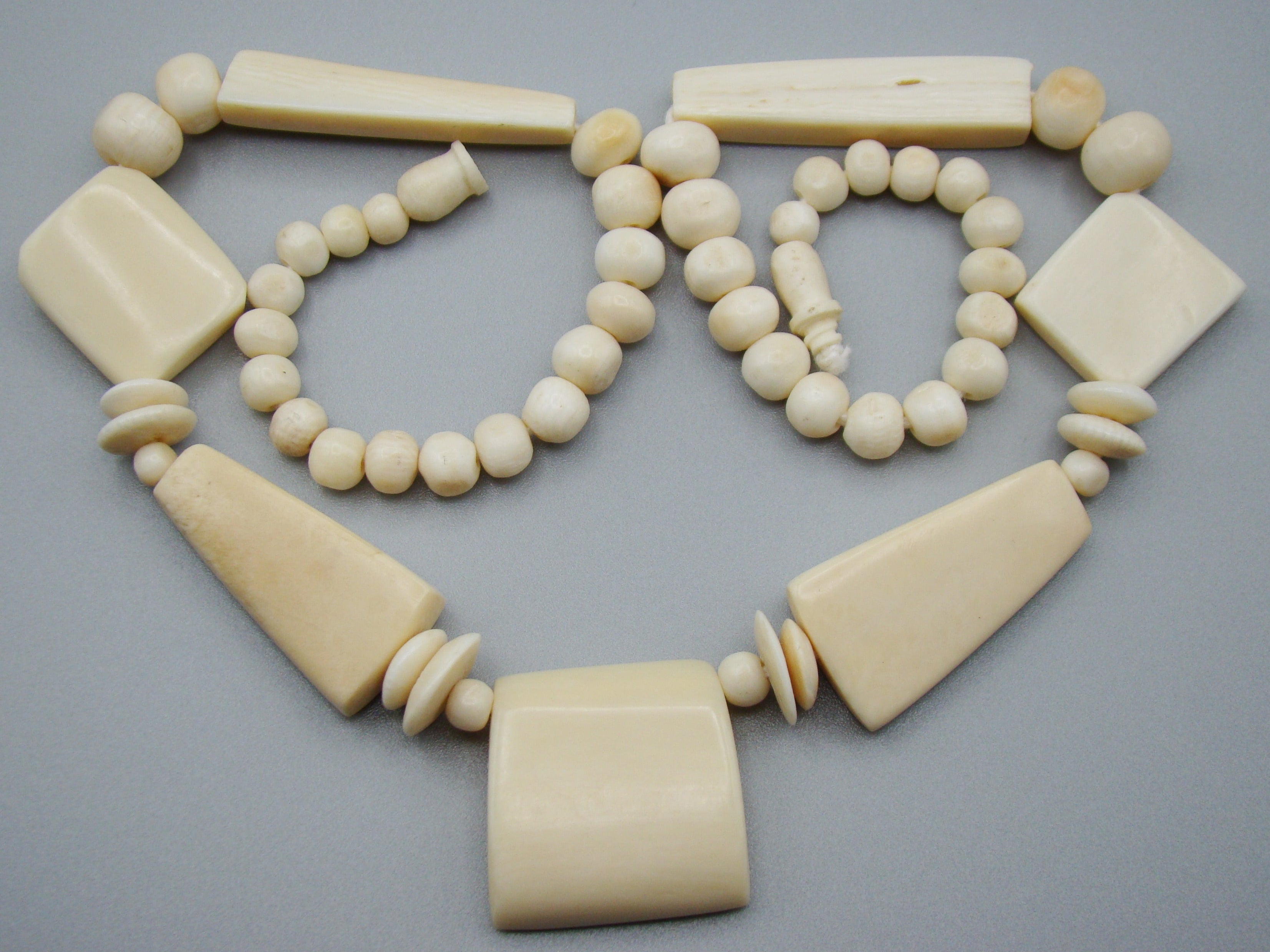 Antique Ivory, Natural Ivory, Ivory Necklace, Mediterranean Ivory, handcarved Ivory, Asien Ivory, Elephant Ivory, Ivory Chain