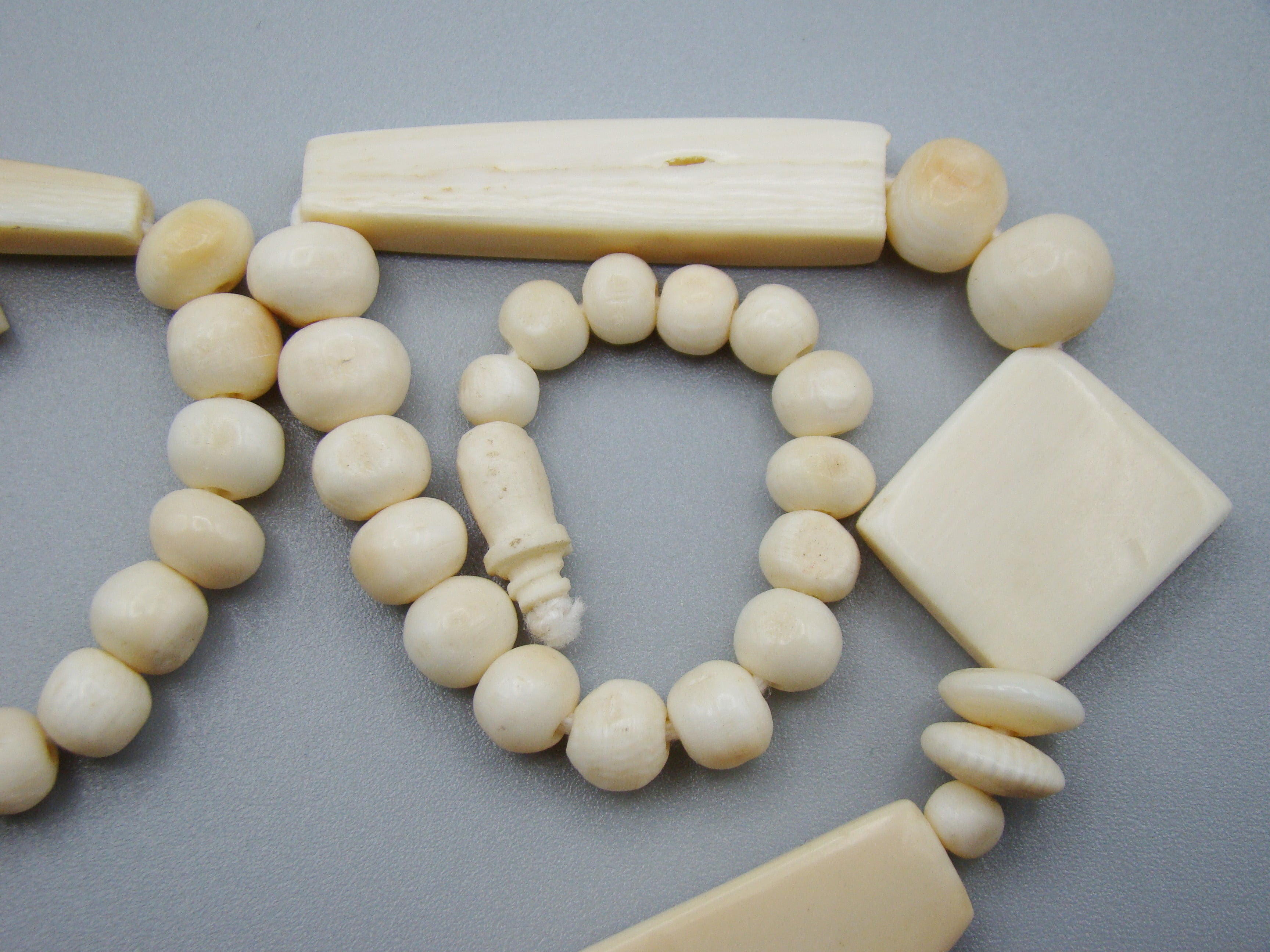 Antique Ivory, Natural Ivory, Ivory Necklace, Mediterranean Ivory, handcarved Ivory, Asien Ivory, Elephant Ivory, Ivory Chain