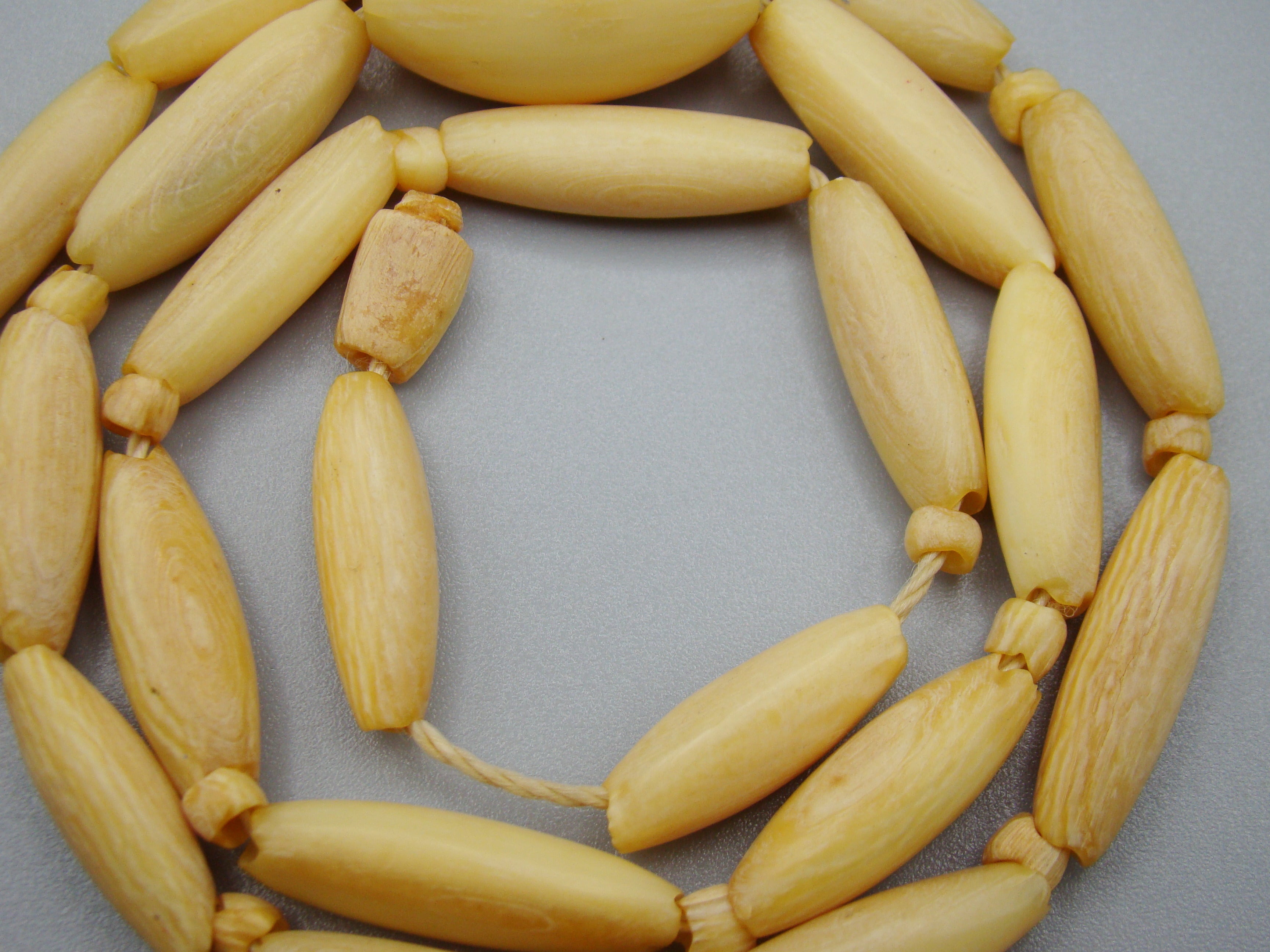 Antique Ivory, Natural Ivory, Ivory Necklace, Mediterranean Ivory, handcarved Ivory, Asien Ivory, Elephant Ivory, Ivory Chain