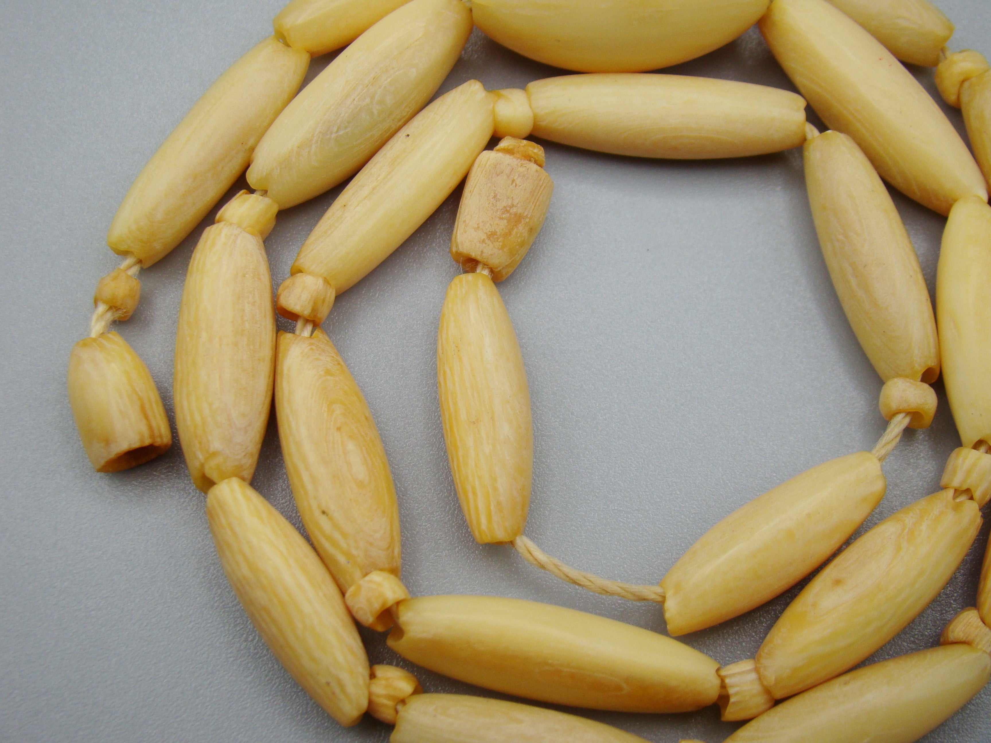 Antique Ivory, Natural Ivory, Ivory Necklace, Mediterranean Ivory, handcarved Ivory, Asien Ivory, Elephant Ivory, Ivory Chain