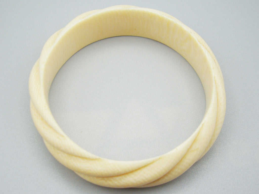 Antique Ivory, Natural Ivory, Ivory Bracelet, Mediterranean Ivory, handcarved Ivory, Asien Ivory, Elephant Ivory
