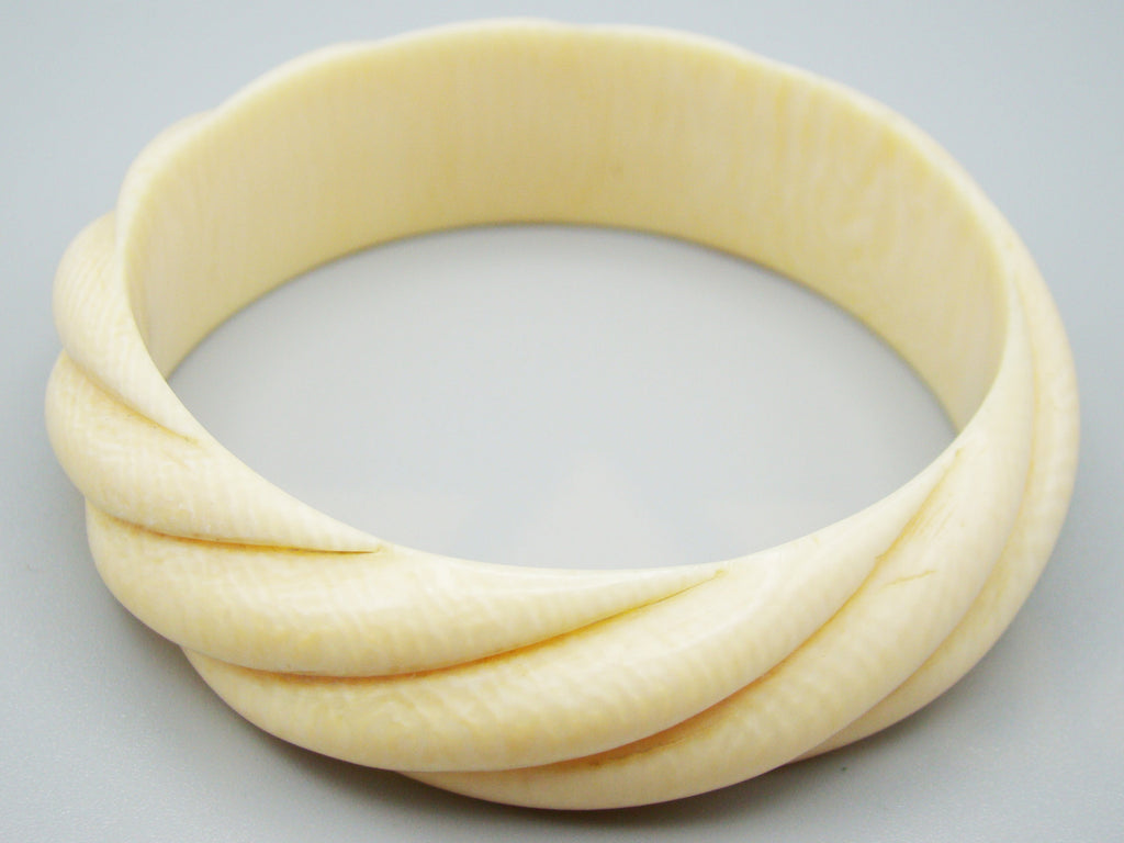 Antique Ivory, Natural Ivory, Ivory Bracelet, Mediterranean Ivory, handcarved Ivory, Asien Ivory, Elephant Ivory
