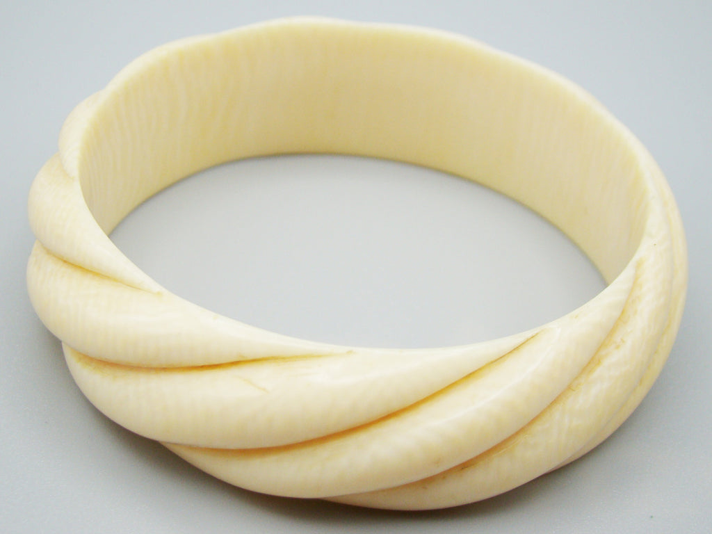 Antique Ivory, Natural Ivory, Ivory Bracelet, Mediterranean Ivory, handcarved Ivory, Asien Ivory, Elephant Ivory